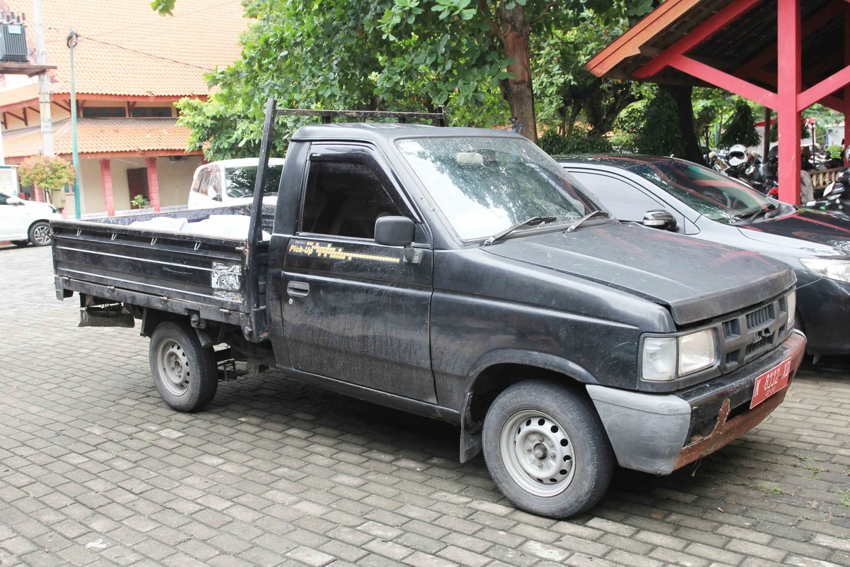 Isuzu Pick Up Turbo TBR54